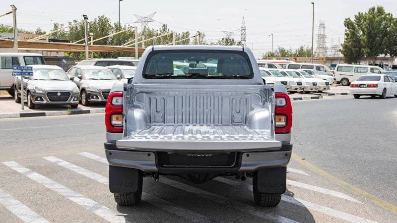 2026 Toyota Hilux ADVENTURE thumbnail 8