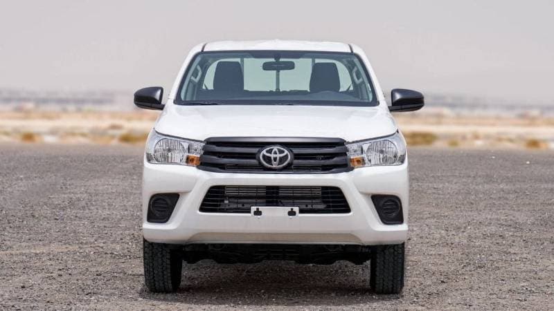2026 Toyota Hilux GL thumbnail 2
