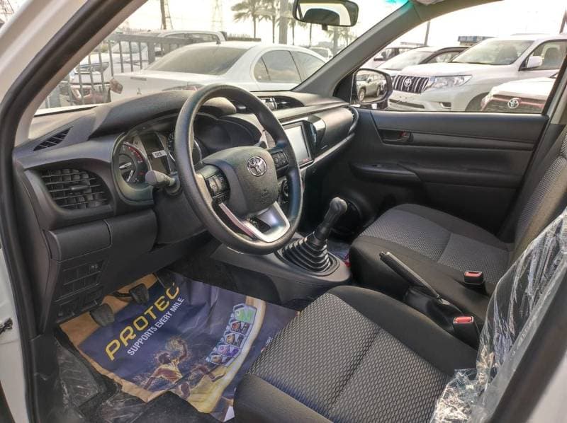 2026 Toyota Hilux thumbnail 7