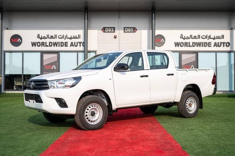 2025 Toyota Hilux GL thumbnail 3