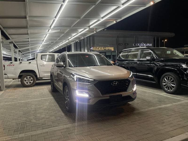 2020 Hyundai Tucson GL thumbnail 5