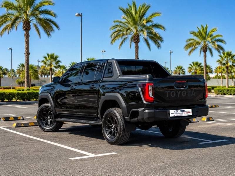 2020 Toyota Hilux GLX thumbnail 5