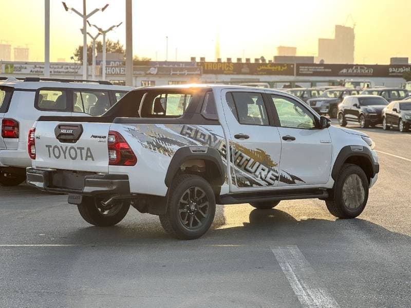 2026 Toyota Hilux ADVENTURE thumbnail 5