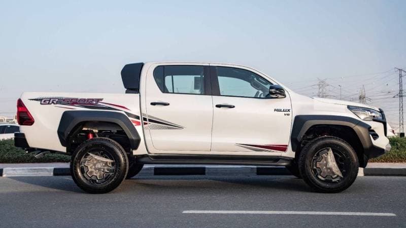 2026 Toyota Hilux GR SPORT thumbnail 8