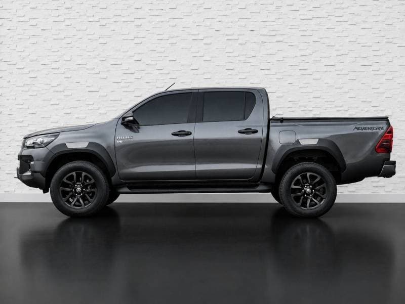 2023 Toyota Hilux ADVENTURE thumbnail 6