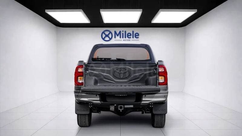 2026 Toyota Hilux ADVENTURE thumbnail 8