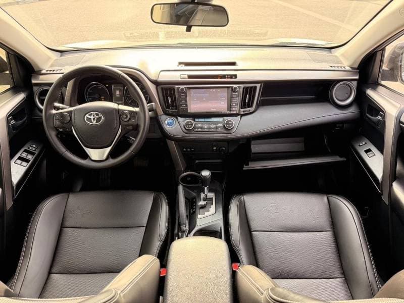 2017 Toyota RAV4 VXR thumbnail 5