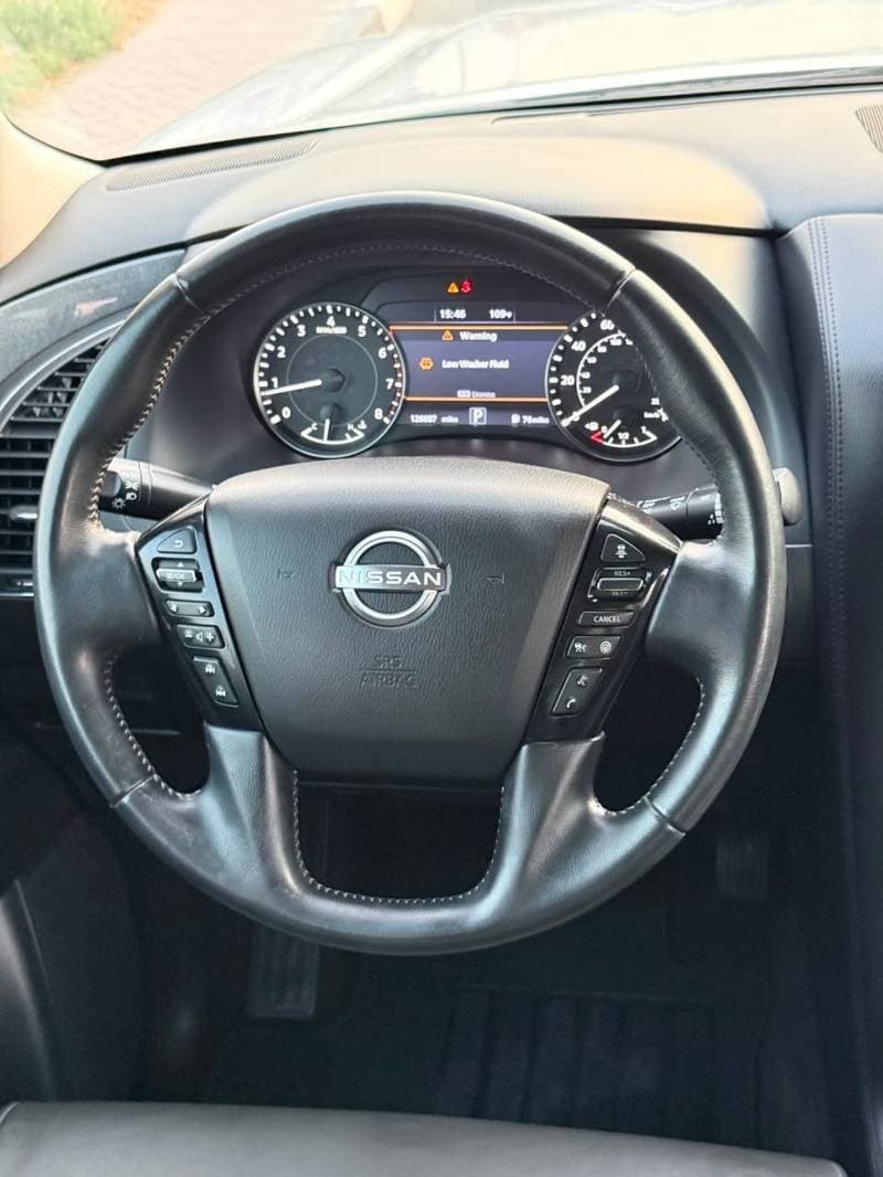 2021 Nissan Armada SL thumbnail 7