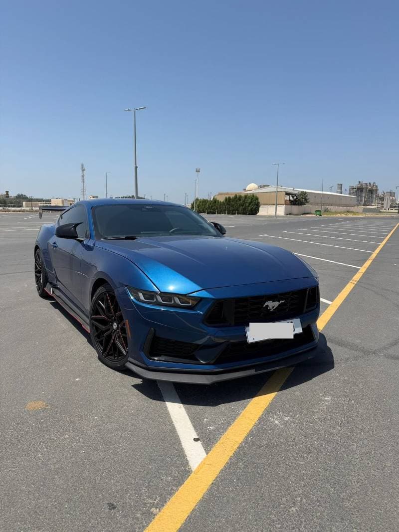 2024 Ford Mustang PREMIUM