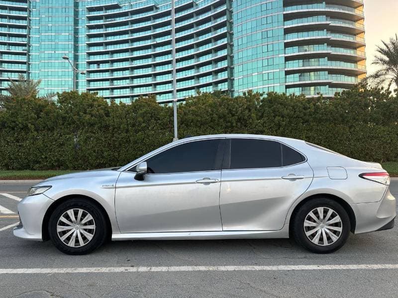 2019 Toyota Camry LE thumbnail 7