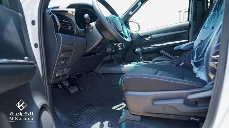 2026 Toyota Hilux ADVENTURE thumbnail 7