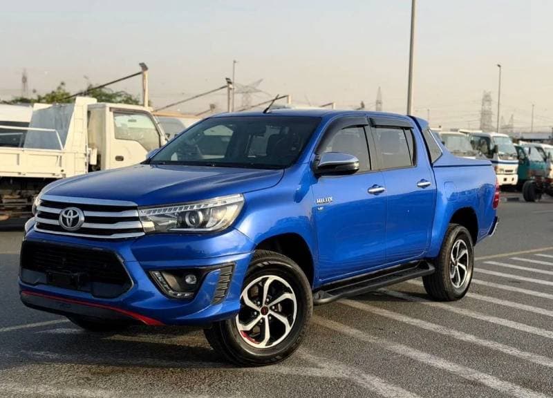 2018 Toyota Hilux TRD thumbnail 2