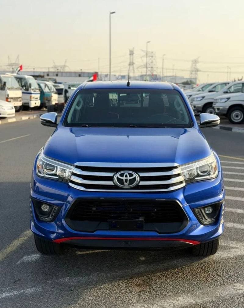 2018 Toyota Hilux TRD thumbnail 7