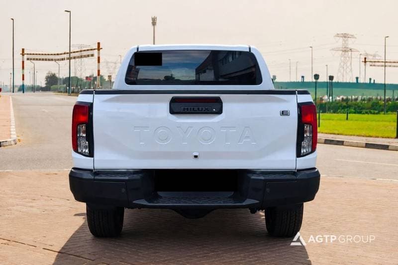 2026 Toyota Hilux DX thumbnail 4