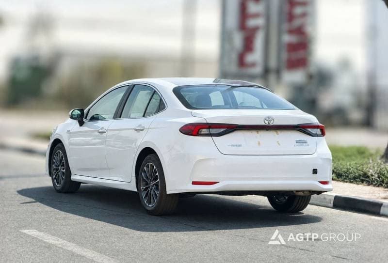 2026 Toyota Corolla XLI HEV thumbnail 4