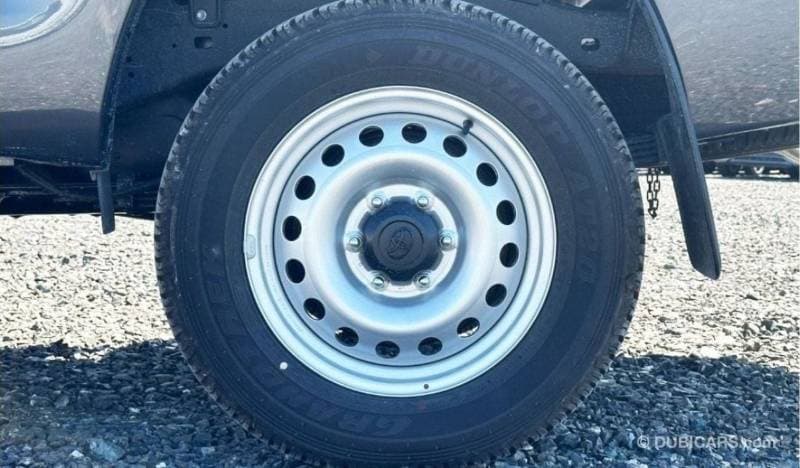2024 Toyota Hilux SGLX thumbnail 8