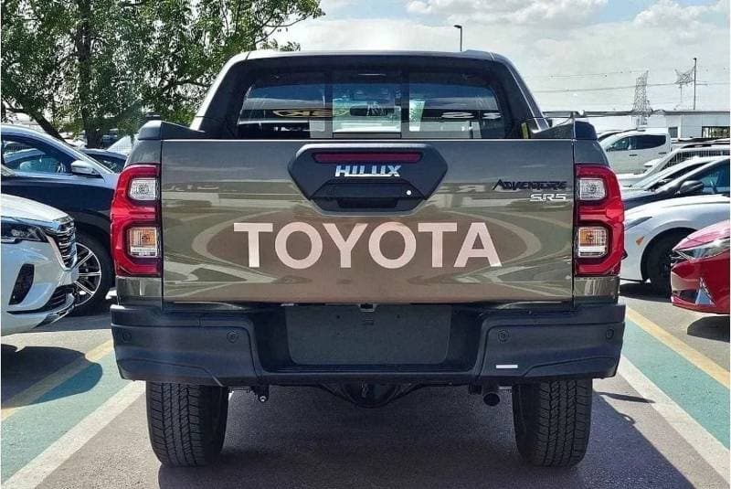 2024 Toyota Hilux ADVENTURE thumbnail 6