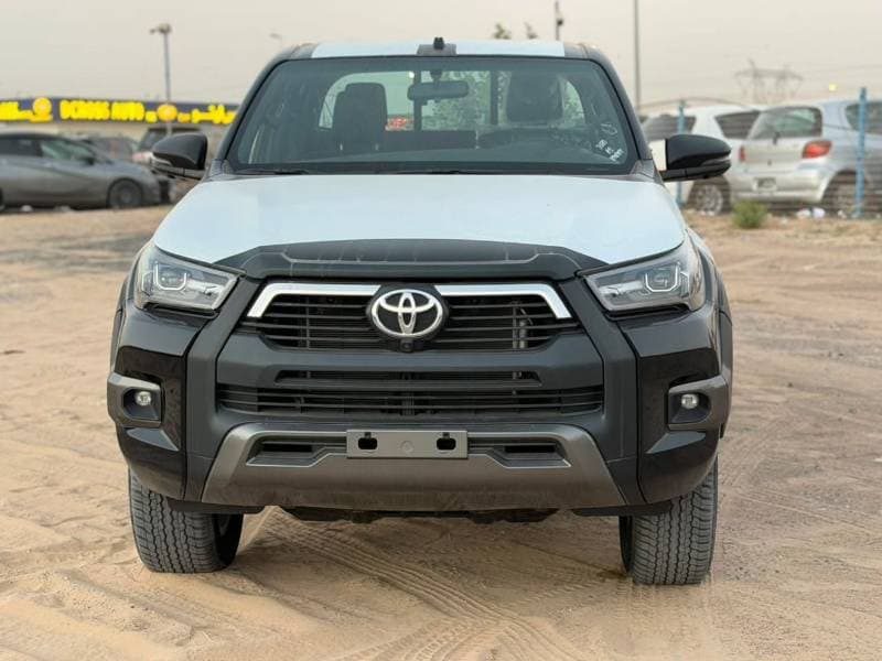 2026 Toyota Hilux ADVENTURE thumbnail 2