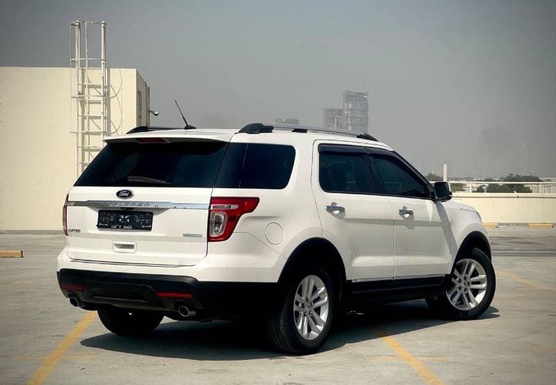 2015 Ford Explorer LIMITED thumbnail 4