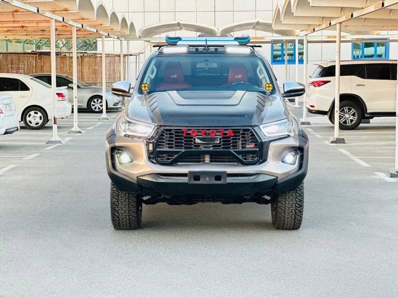 2020 Toyota Hilux ADVENTURE thumbnail 5