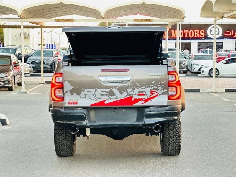 2020 Toyota Hilux ADVENTURE thumbnail 7