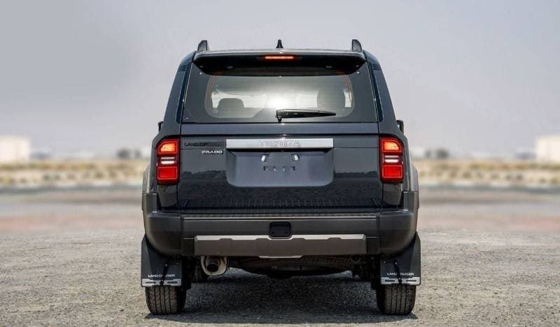 2025 Toyota Prado GXR thumbnail 5