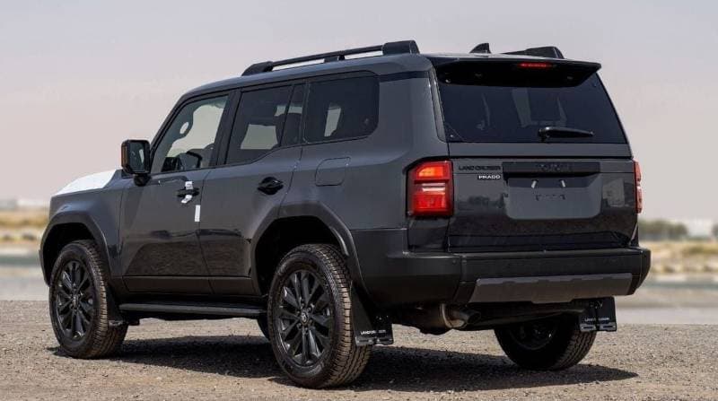 2025 Toyota Prado GXR thumbnail 2