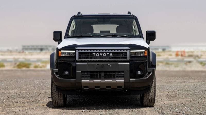 2024 Toyota Prado GXR thumbnail 2