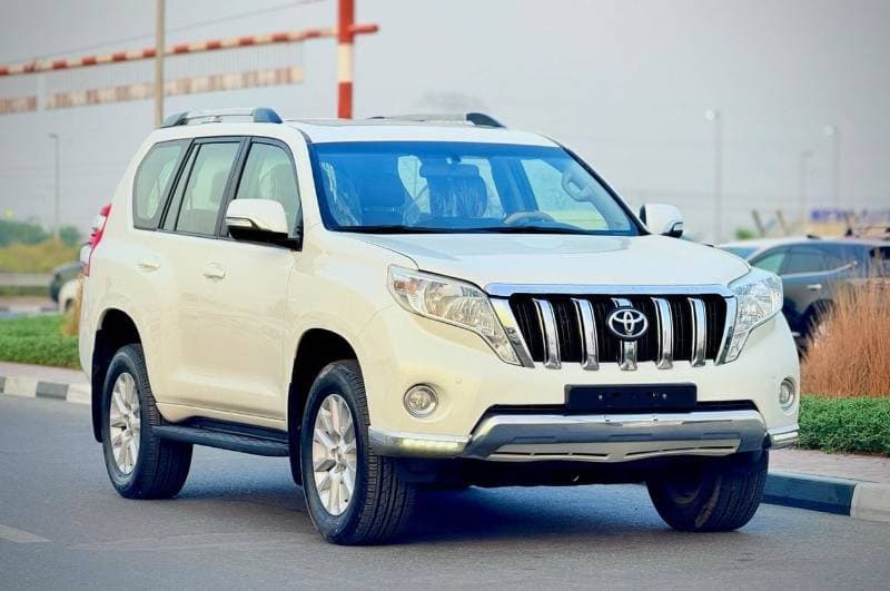 2017 Toyota Prado GXR thumbnail 3