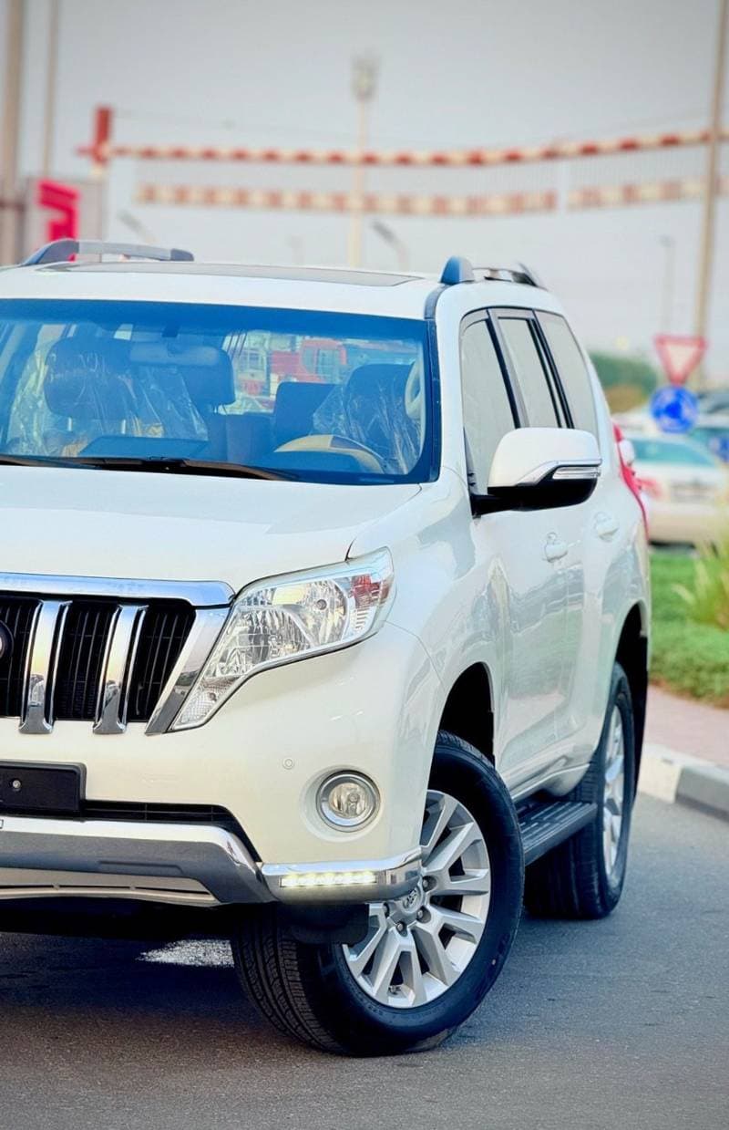 2017 Toyota Prado GXR thumbnail 8