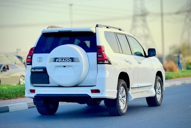 2020 Toyota Prado thumbnail 4