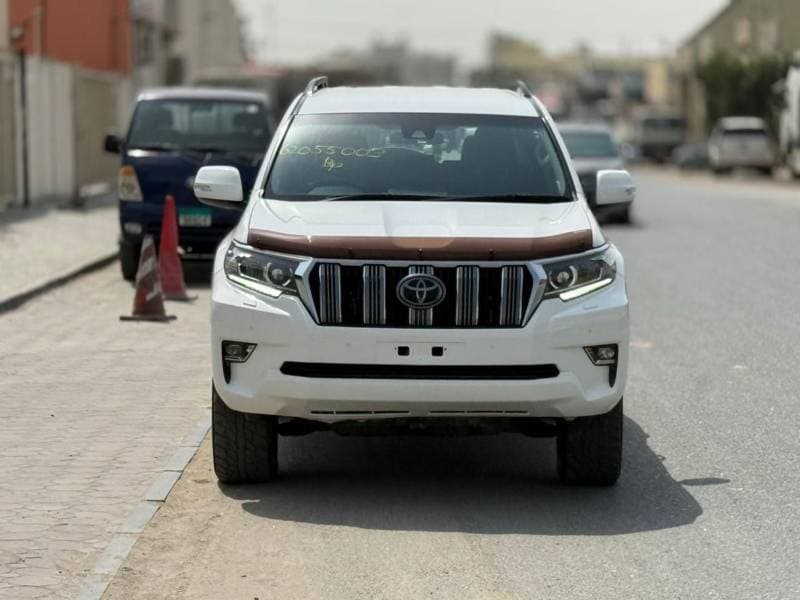2018 Toyota Prado thumbnail 7