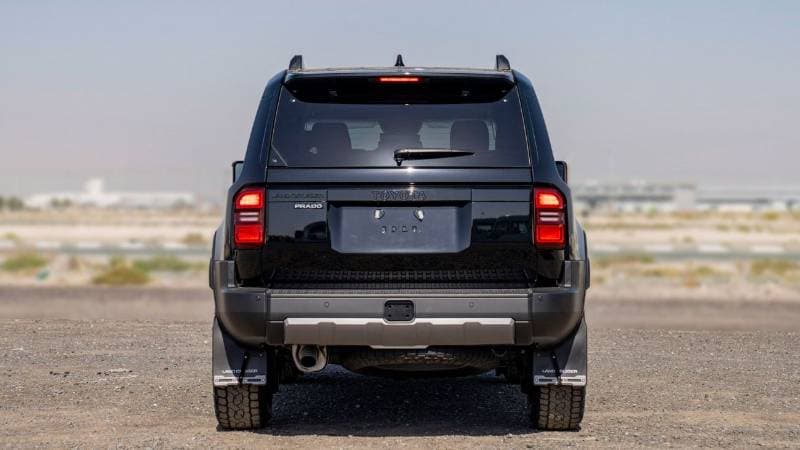 2025 Toyota Prado thumbnail 8