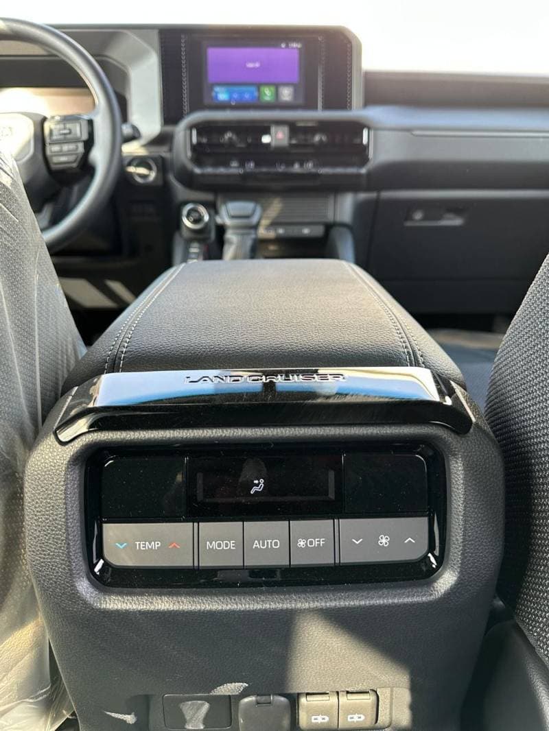 2026 Toyota Prado GXR thumbnail 4
