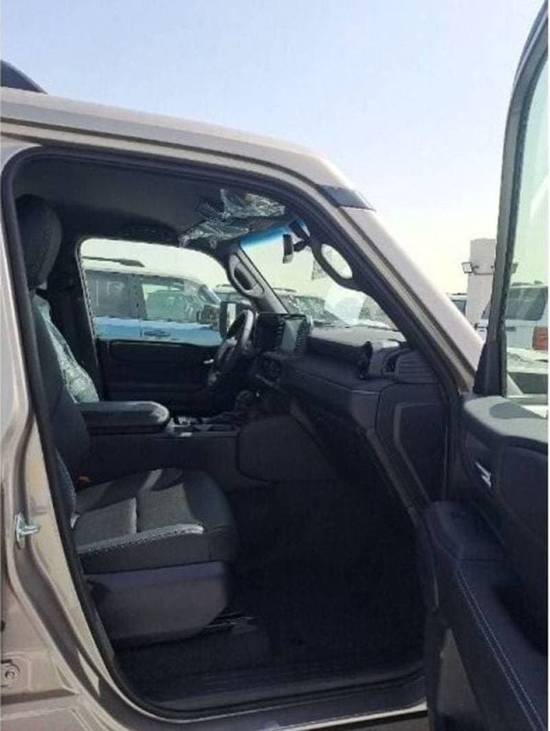 2025 Toyota Prado TXL1 thumbnail 3