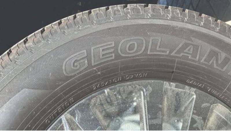 2025 Toyota Prado GXR thumbnail 8