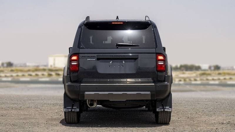 2025 Toyota Prado VXR thumbnail 5