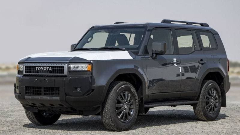 2025 Toyota Prado GXR thumbnail 2