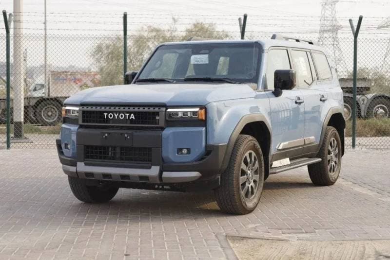2025 Toyota Prado VXR thumbnail 2
