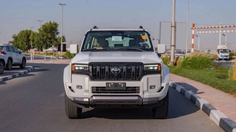 2025 Toyota Prado VXR