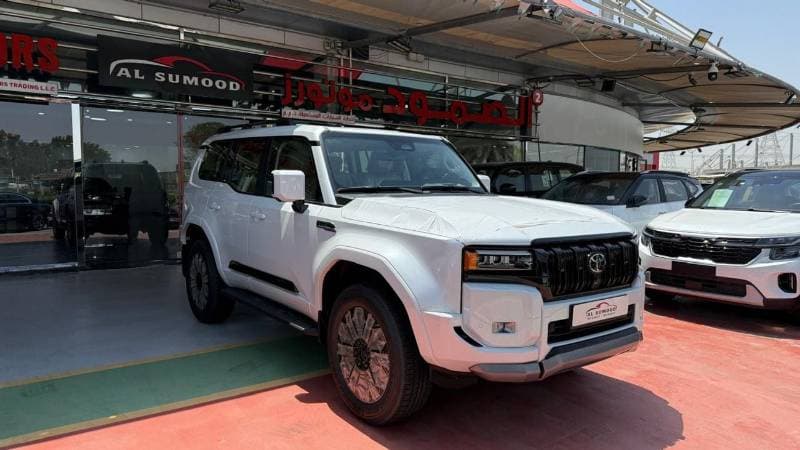 2026 Toyota Prado thumbnail 3
