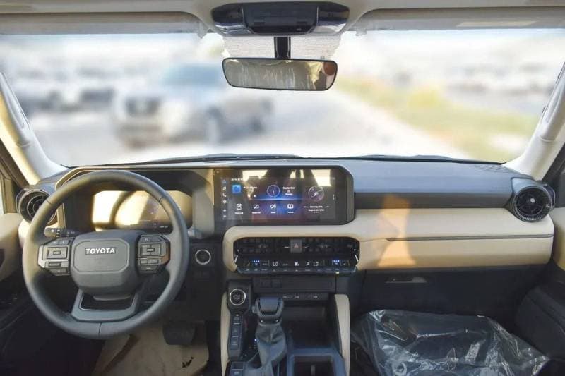 2026 Toyota Prado VXR thumbnail 8