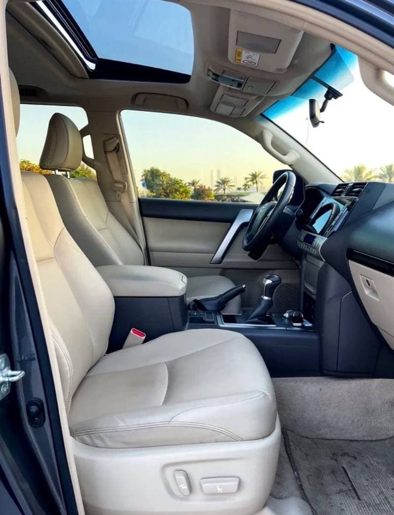 2022 Toyota Prado TX L thumbnail 7