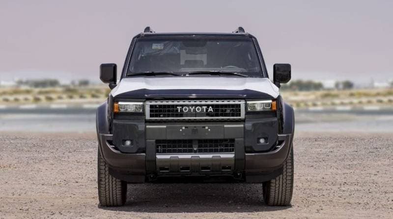 2025 Toyota Prado GXR thumbnail 2