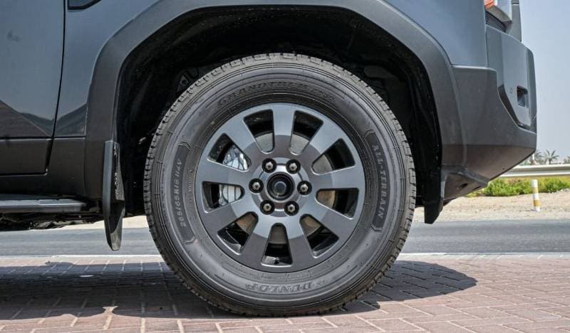 2025 Toyota Prado VXR thumbnail 8