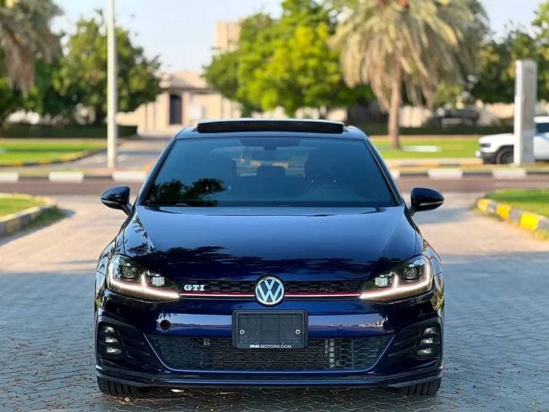 2019 Volkswagen Golf SE