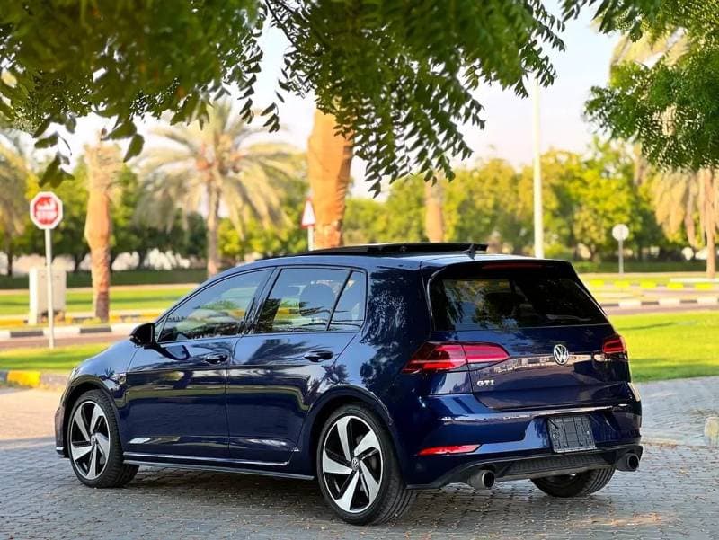 2019 Volkswagen Golf SE thumbnail 6
