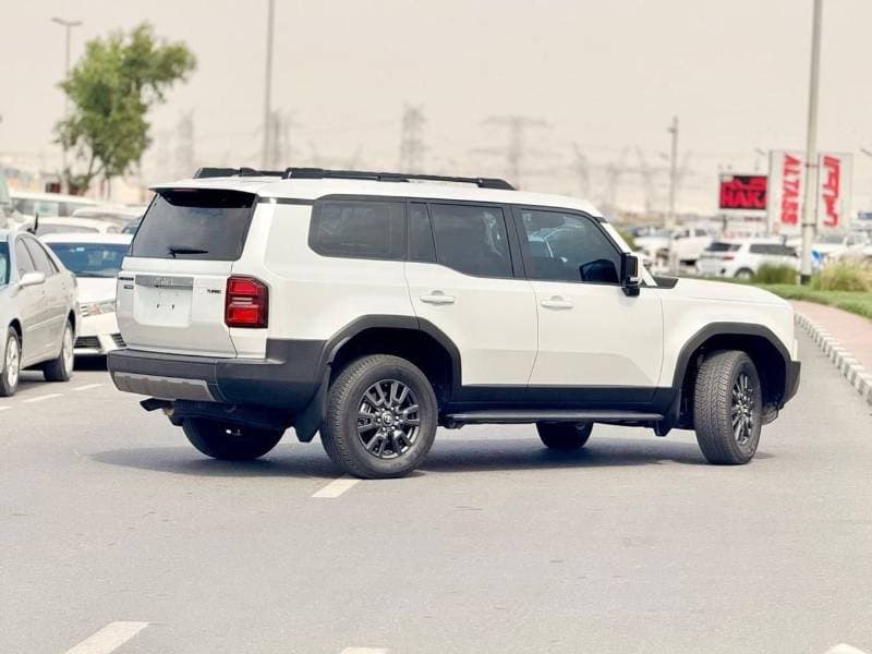 2024 Toyota Prado ADVENTURE thumbnail 3