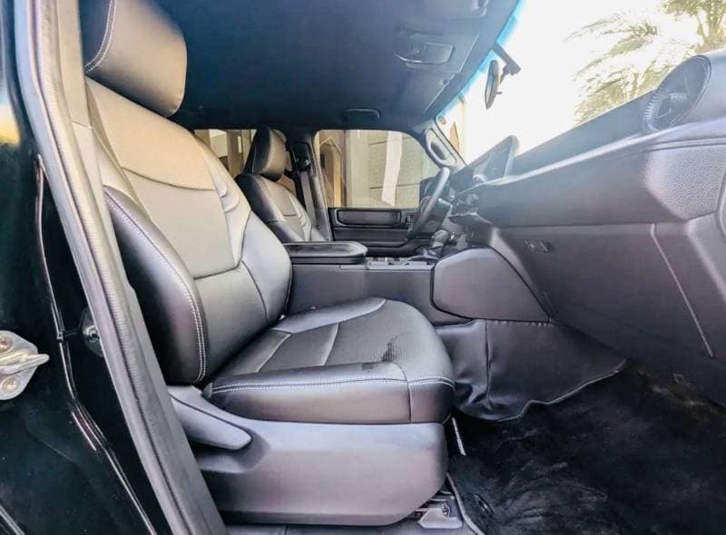 2024 Toyota Prado GXR thumbnail 8