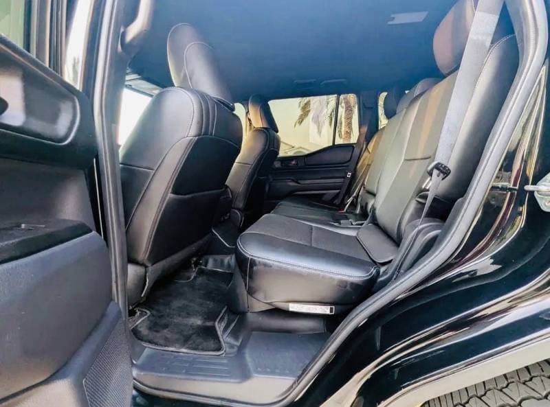 2024 Toyota Prado GXR thumbnail 7